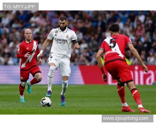 西甲联赛场馆与球迷体验分析